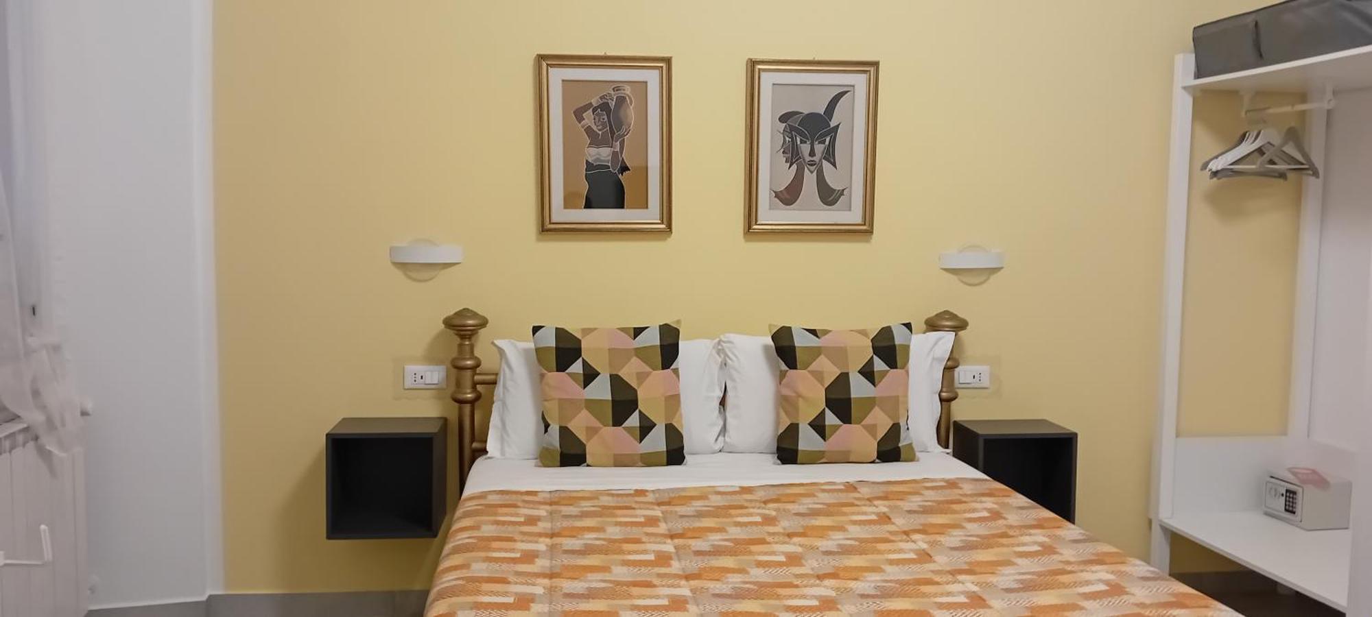 Justkey Hotel ลาสเปเซีย ภายนอก รูปภาพ